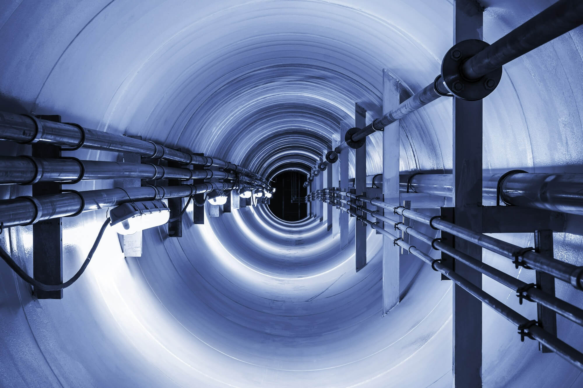 Confined space tunnel